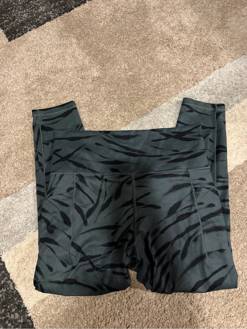 Athleta Green and Black Printed High-Rise Leggings
